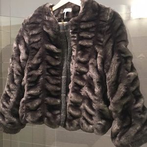 Fux fur elegant coat
